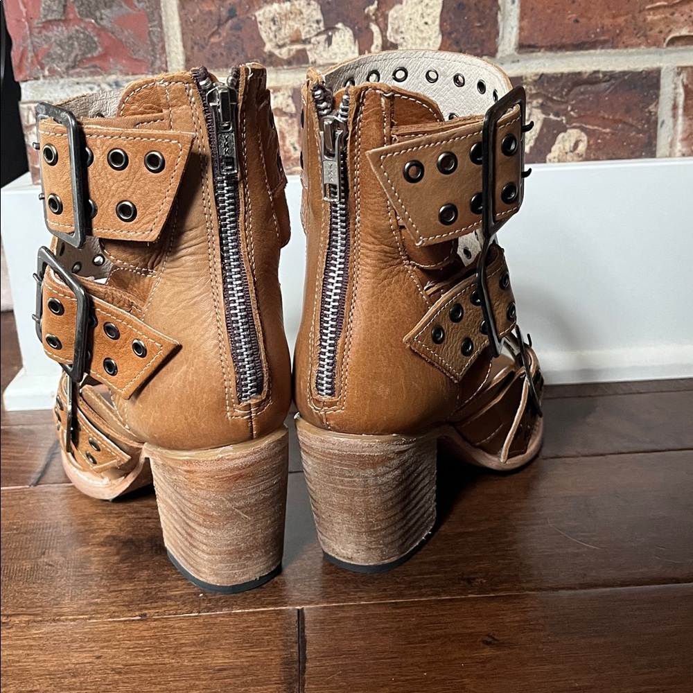 Freebird Blake size 9 - Picture 4 of 5
